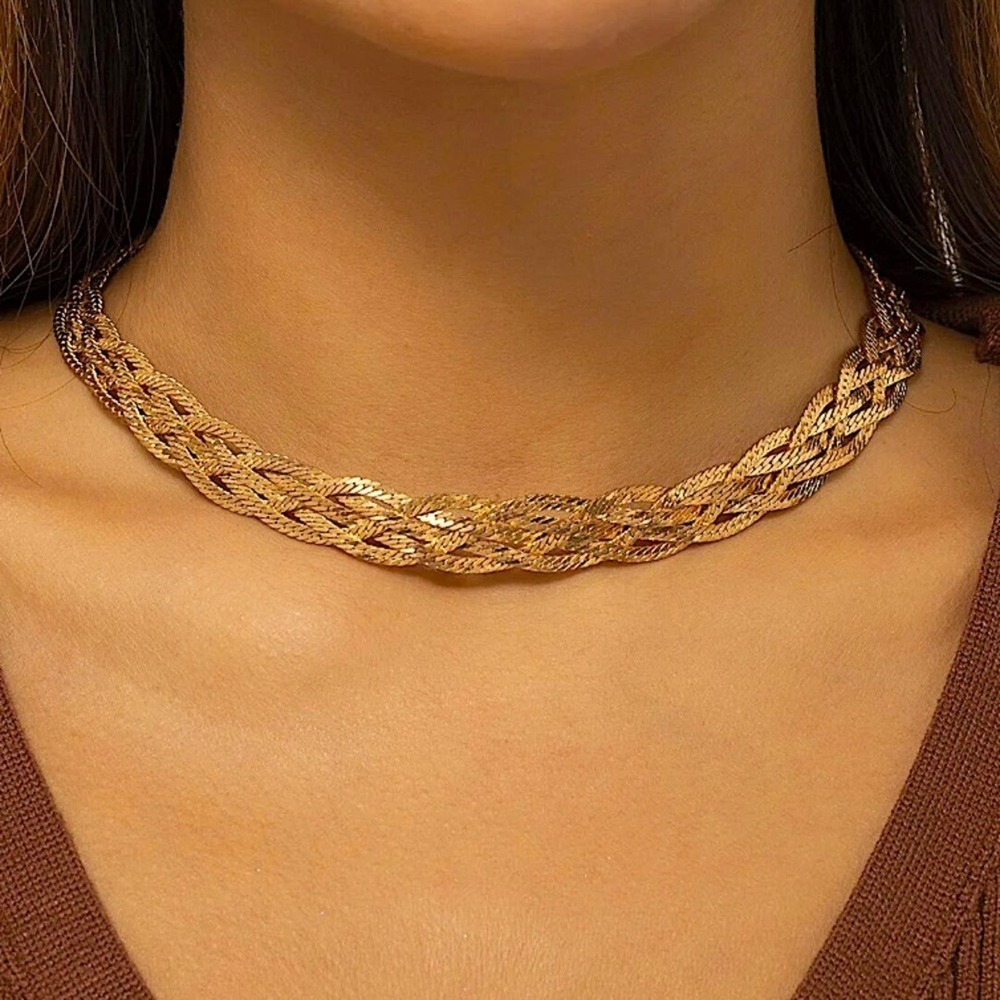 Elegant Gold Braided Necklace, Handcrafted Intricate Weave, P…
